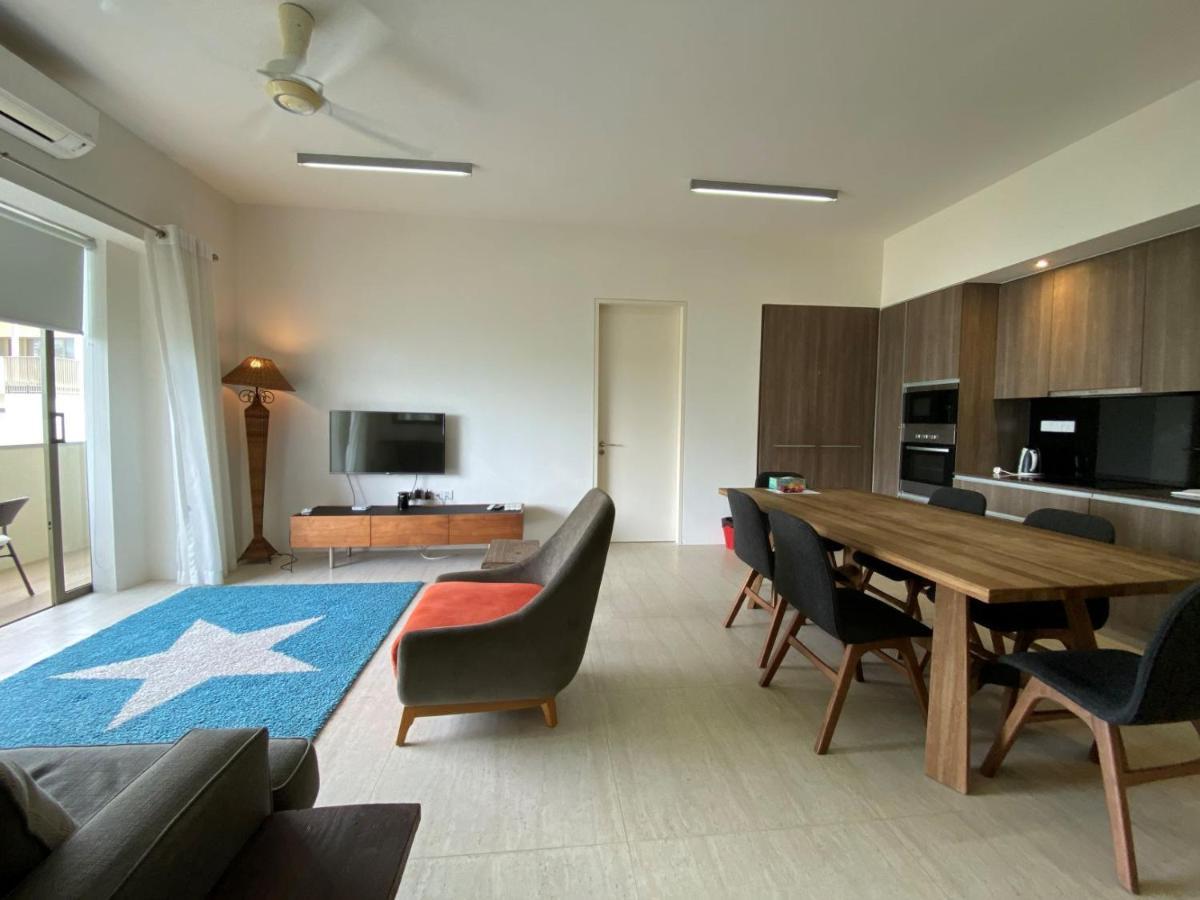 By The Sea@ Cozy Beachfront Home Batu Ferringhi Extérieur photo