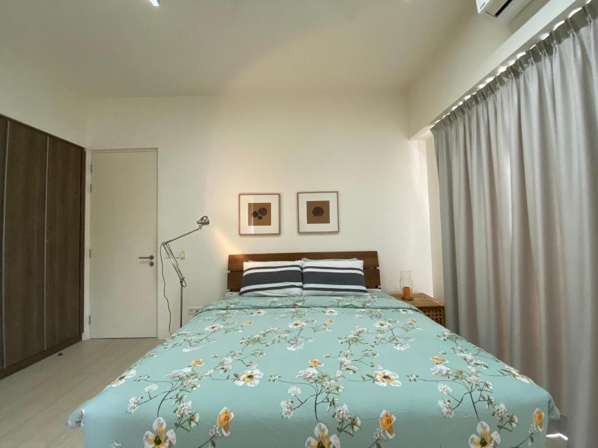 By The Sea@ Cozy Beachfront Home Batu Ferringhi Extérieur photo